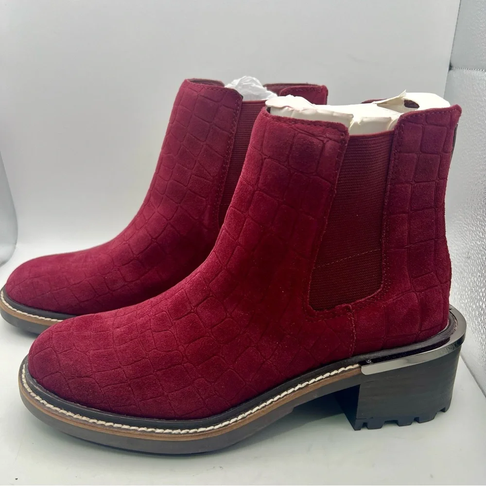 Vince Camuto Kelivena Sz 8 W WIDE EU 38.5 Women's Suede Chelsea Boot Fired Brick - Picture 2 of 9